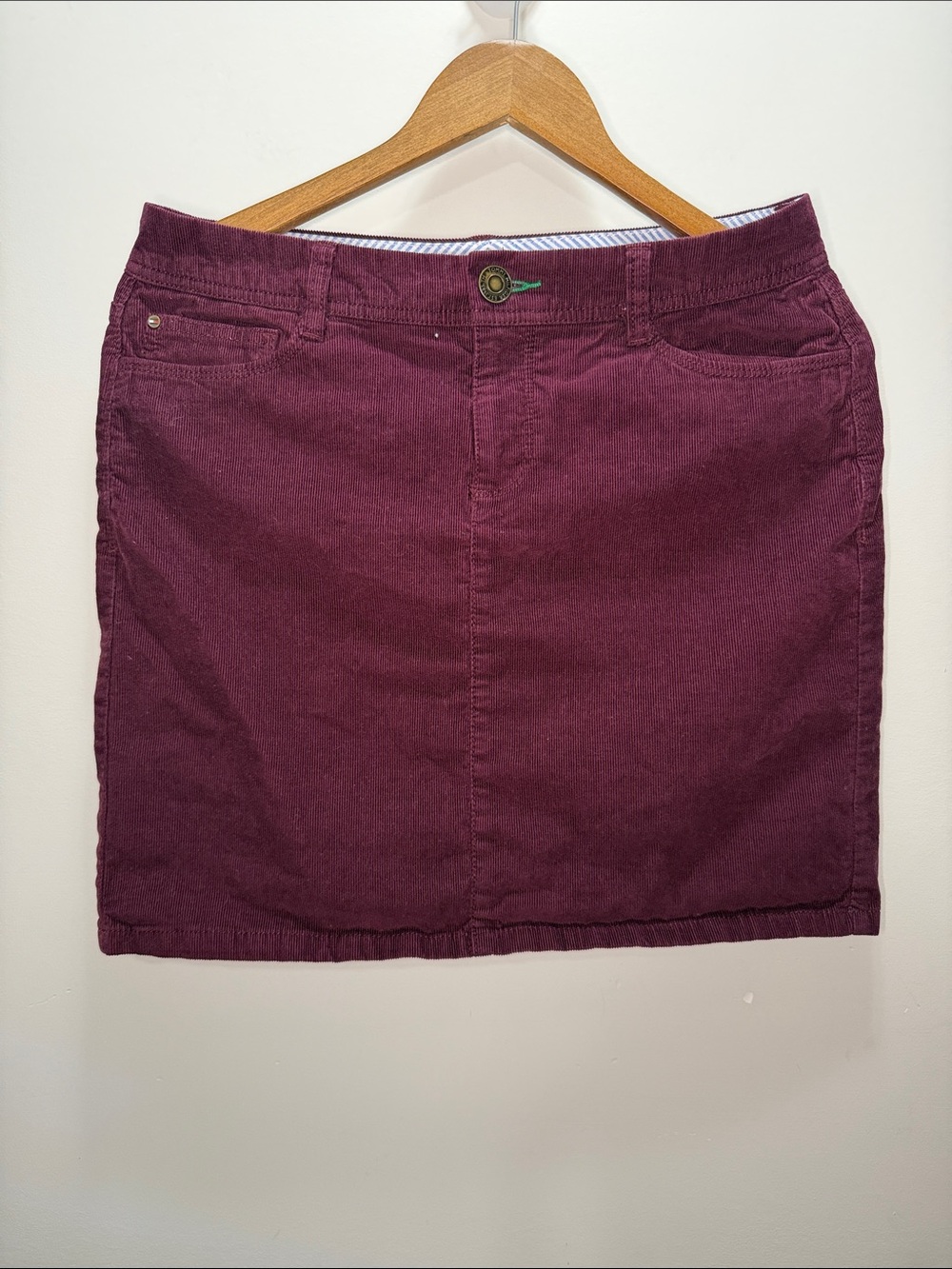 Tommy Hilfiger Women’s Corduroy Skirt in Deep Berry